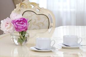 Aristocrat Boutique Hotel