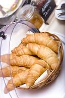 Aristocrat Boutique Hotel