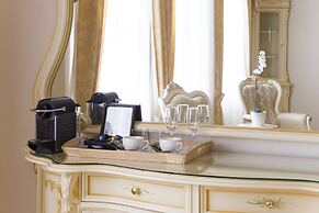 Aristocrat Boutique Hotel