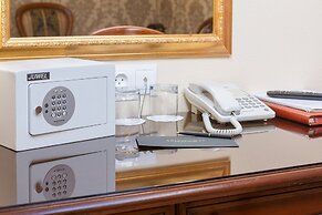 Aristocrat Boutique Hotel