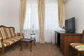 Aristocrat Boutique Hotel