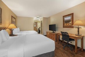 Best Western Plus Kelly Inn & Suites