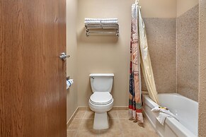 Best Western Plus Kelly Inn & Suites