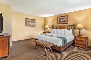 Best Western Plus Kelly Inn & Suites