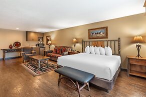 Best Western Plus Kelly Inn & Suites