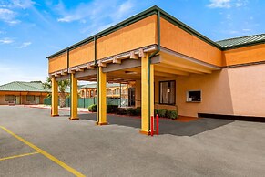Econo Lodge Del Rio