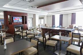 Holiday Inn Express & Suites Brampton by IHG