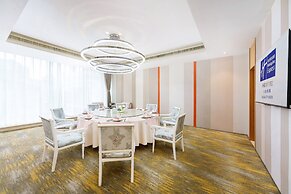 Holiday Inn Express Dalian City Centre by IHG