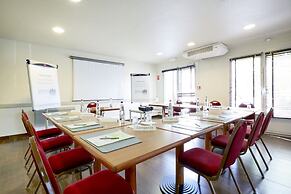 Campanile Valenciennes Ouest - Petite Foret