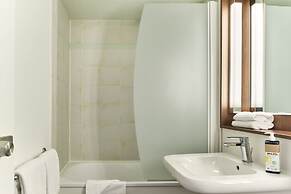 greet Hotel Versailles - Voisins Le Bretonneux