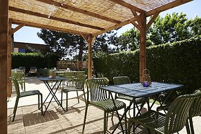greet Hotel Versailles - Voisins Le Bretonneux