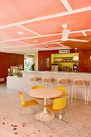 greet Hotel Versailles - Voisins Le Bretonneux