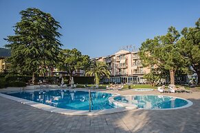 Hotel Spiaggia d'Oro - Garda Lake Collection