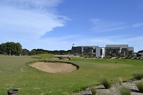 Barwon Heads Resort at 13th Beach
