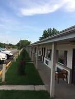 Super 7 Motel Sedalia