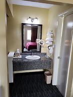Super 7 Motel Sedalia