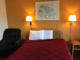 Super 7 Motel Sedalia