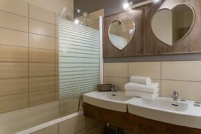 The Originals Access, Hostellerie des Pins
