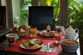 The Originals Access, Hostellerie des Pins