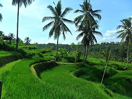 New Adirama Beach Hotel