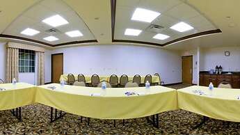 Holiday Inn Express & Suites Levelland by IHG