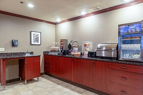 Norland Inn and Suites Roseau