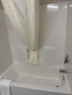 Norland Inn and Suites Roseau