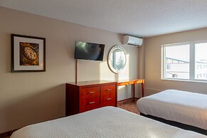 Norland Inn and Suites Roseau