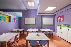 C-Hotel Neve Illan