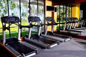 The Blue Water - Bawa Heritage - City Resort Hotel