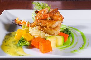 The Blue Water - Bawa Heritage - City Resort Hotel