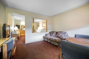 Rodeway Inn Pronghorn Lodge