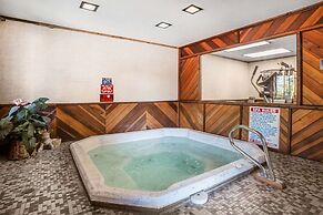 Rodeway Inn Pronghorn Lodge