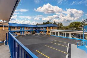 Rodeway Inn Lyons - La Grange