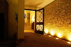 The Strand Hotel