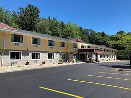 Days Inn & Suites by Wyndham Stevens Point