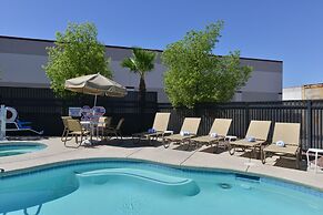 Comfort Inn & Suites Las Vegas - Nellis
