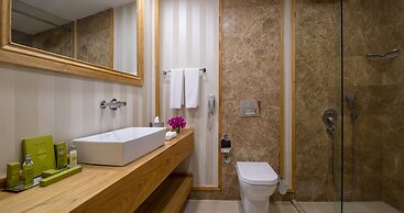 DoubleTree by Hilton Bodrum Marina Vista