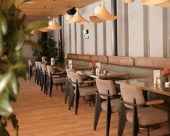 DoubleTree by Hilton Bodrum Marina Vista