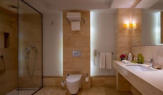 DoubleTree by Hilton Bodrum Marina Vista