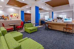 Holiday Inn Express Hotel & Suites Charlotte Arrowood by IHG