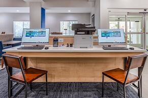 Holiday Inn Express Hotel & Suites Charlotte Arrowood by IHG