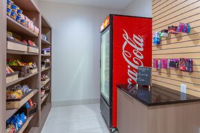 Holiday Inn Express Hotel & Suites Charlotte Arrowood by IHG