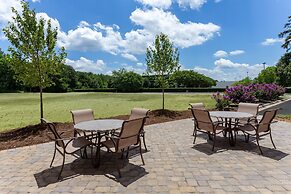 Holiday Inn Express Hotel & Suites Charlotte Arrowood by IHG