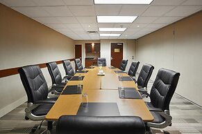 Best Western Plus Orangeville Inn & Suites