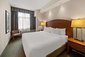 Best Western Plus Orangeville Inn & Suites