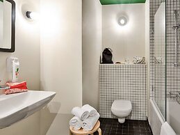 ibis Styles Lyon Meyzieu Arena Stadium