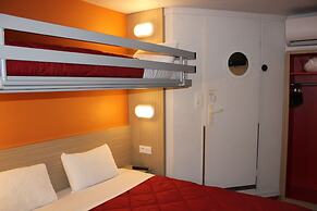 Hotel Première Classe Saint Quentin En Yvelines - Elancourt
