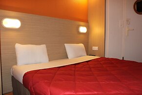 Hotel Première Classe Saint Quentin En Yvelines - Elancourt