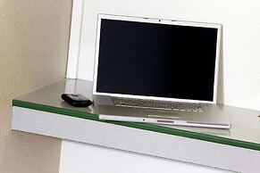 Premiere Classe Orléans Nord - Saran